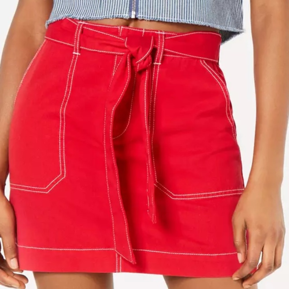 Red dickies juniors skirt in size 13/31 with tie belt from dollskill